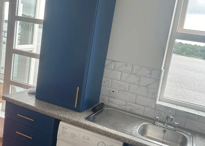 Dans Apartment
